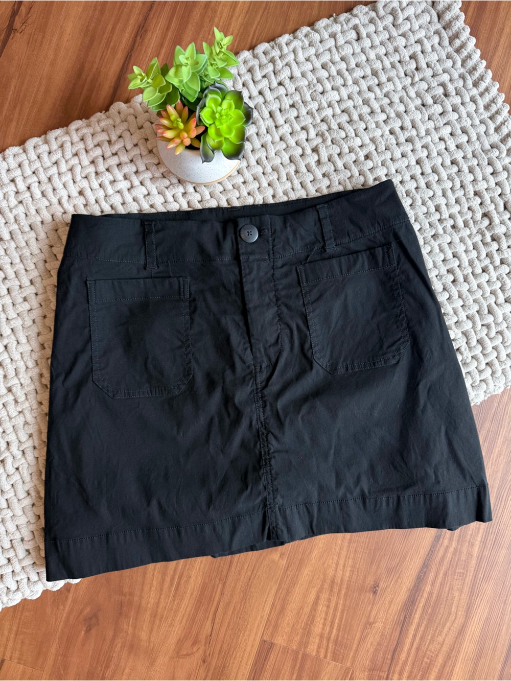 Maeve | Women’s Colette Linen Blend Mini Skirt | Black | 1X
